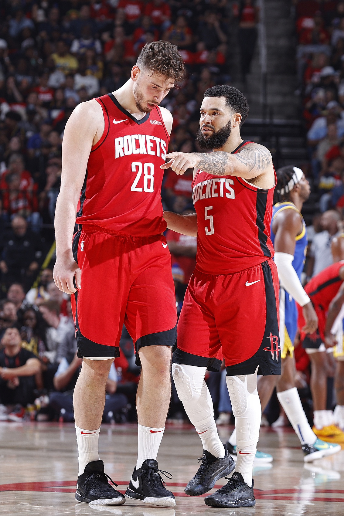 开云体育网址-与上赛季区别？申京：我会说更多是范弗里特 虽然我们拥有杜兰特